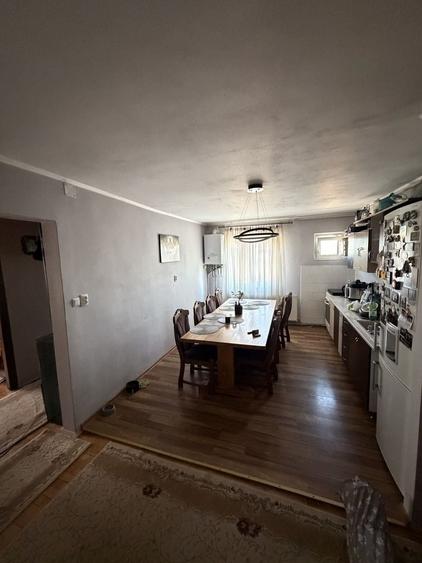 Apartament cu 4 camere în Central