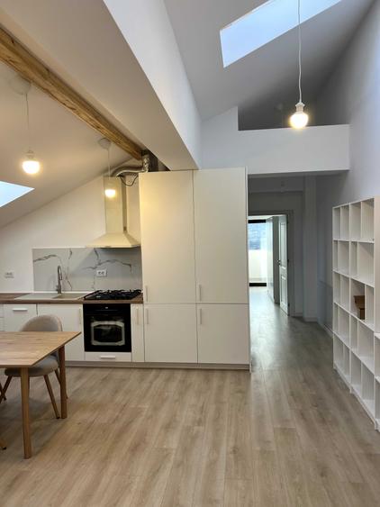 Apartament cu 3 camere decomandat în Ostroveni