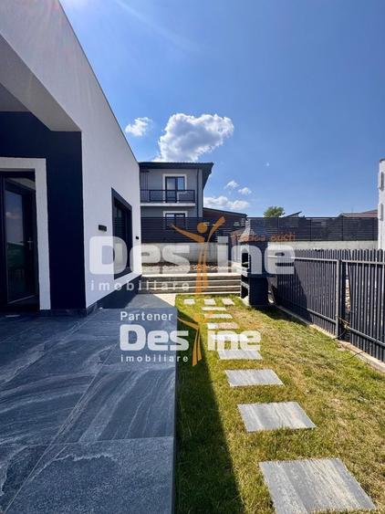 Casă individuală cu 4 camere cu Canalizare în Deal