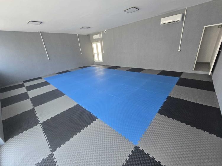 Spațiu comercial, de 65 mp, în Central