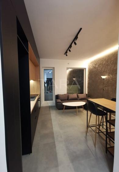 Penthouse cu 2 camere decomandat, mobilat în Florești