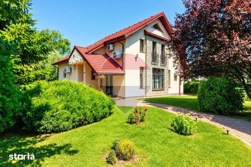 Casă cu 6 camere cu Teren 850 Mp în Corbeanca