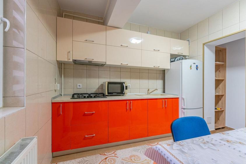 Apartament cu 2 camere semidecomandat în Răcădău