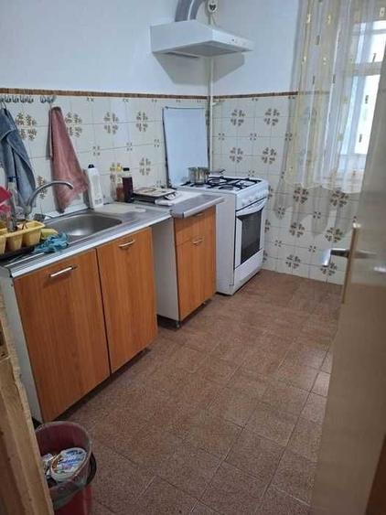 Apartament cu 2 camere decomandat în Crângași