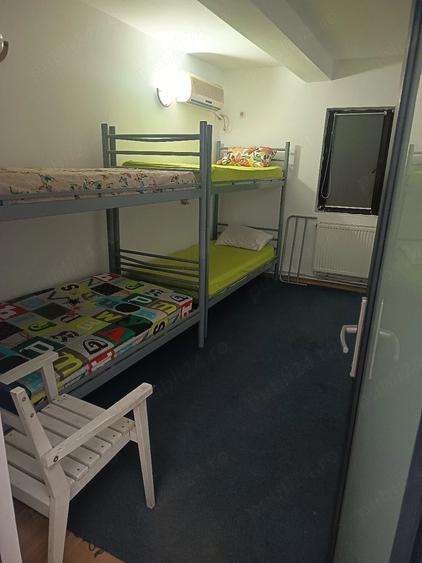 Casă cu 7 camere cu Teren 300 Mp în Nord