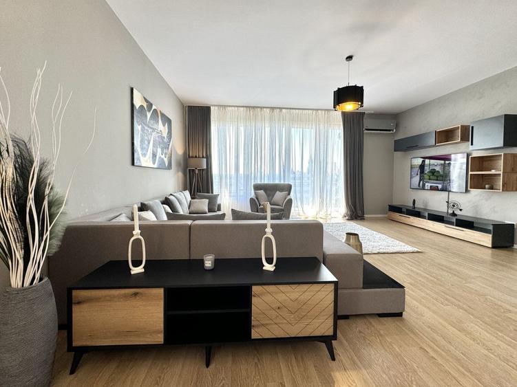Apartament cu 4 camere decomandat, mobilat în Take Ionescu
