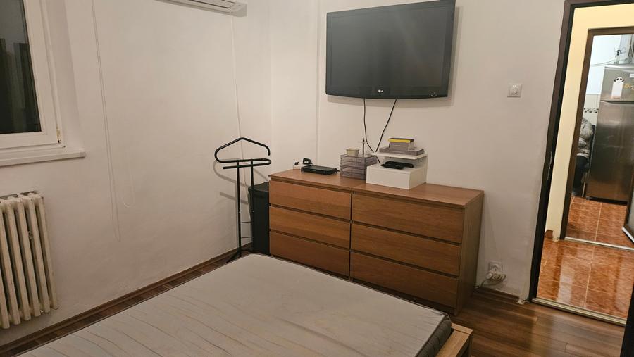 Apartament cu 2 camere decomandat în Drumul Taberei