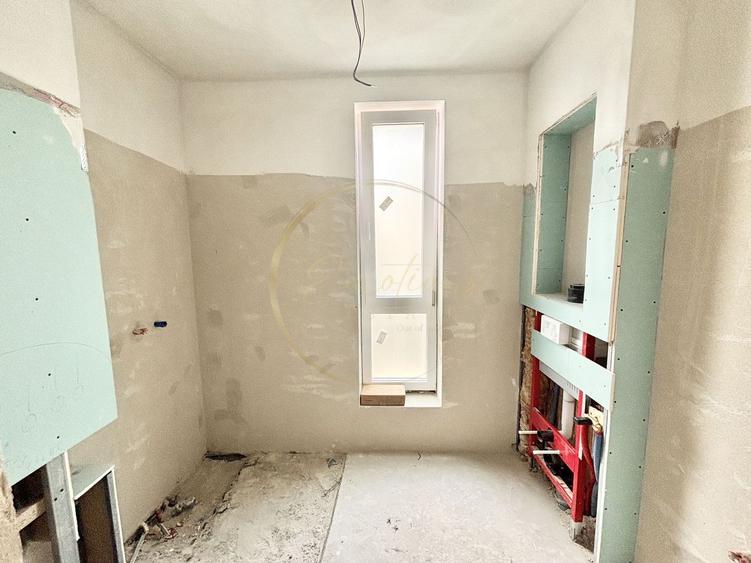 Duplex cu 5 camere cu Canalizare în Moșnița Nouă
