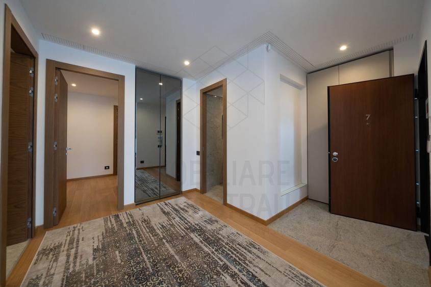 Apartament cu 3 camere decomandat, mobilat în Primăverii