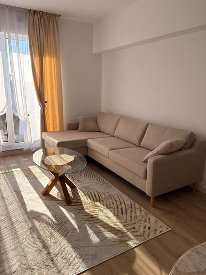 Apartament cu 2 camere decomandat în Drumul Taberei