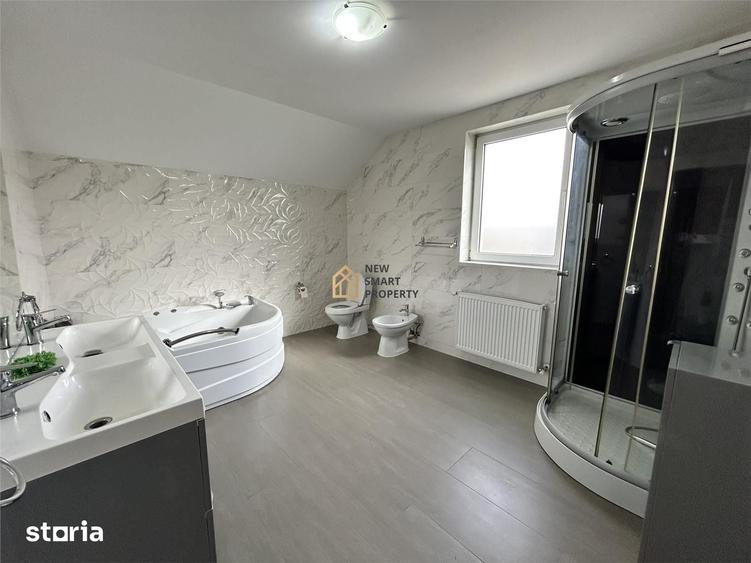 Casă cu 5 camere cu Teren 650 Mp în Sântandrei