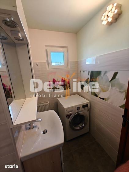 Apartament cu 3 camere decomandat, mobilat în Central