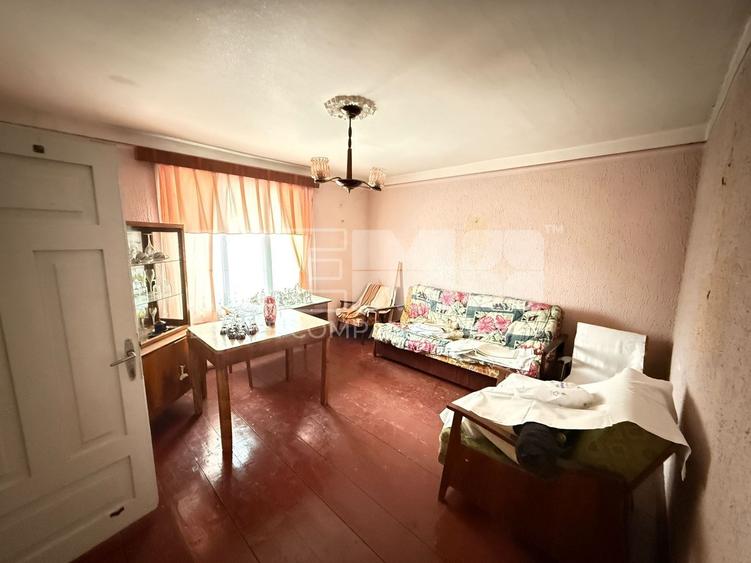 Casă individuală cu 5 camere cu Canalizare în Ultracentral