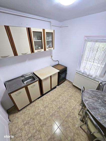 Apartament cu 2 camere decomandat în Micro 17