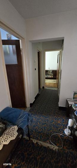 ETAJ 1, Micro 5 Targoviste , vanzare apartament 3 camere - 5