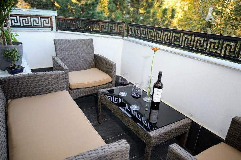 Apartament cu 3 camere decomandat în Copou