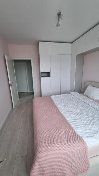 Apartament cu 3 camere decomandat în Florești