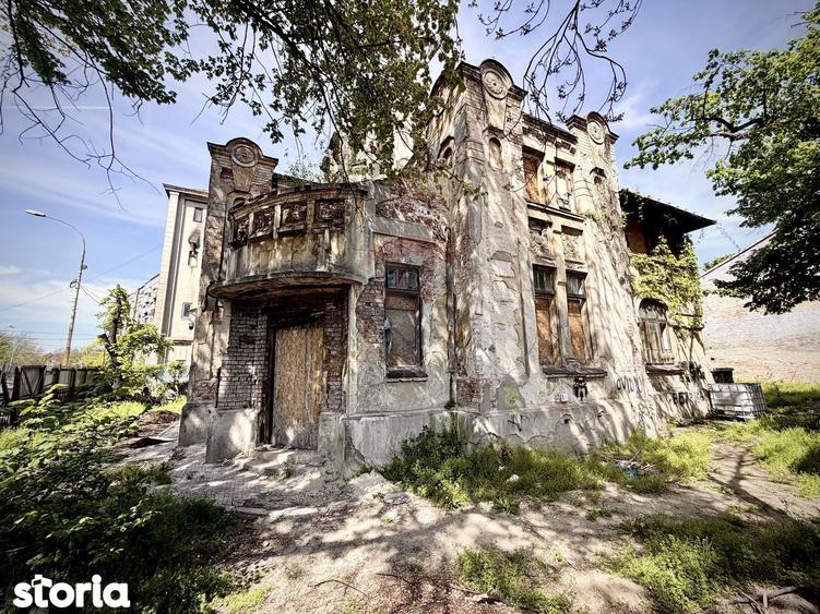 Casă cu Teren 987 Mp în Cotroceni