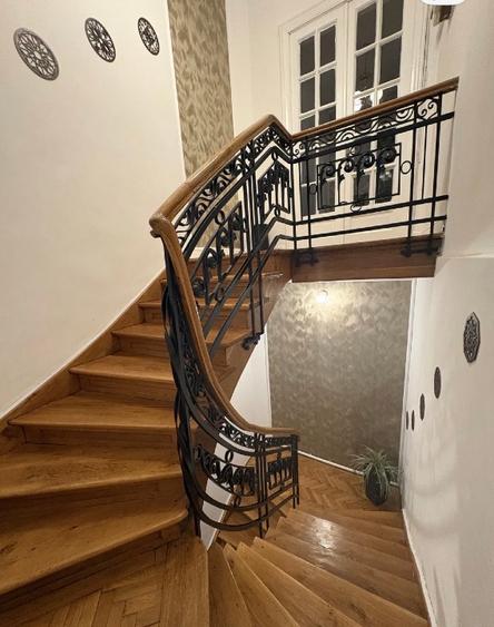 Apartament cu 4 camere decomandat în Universitate