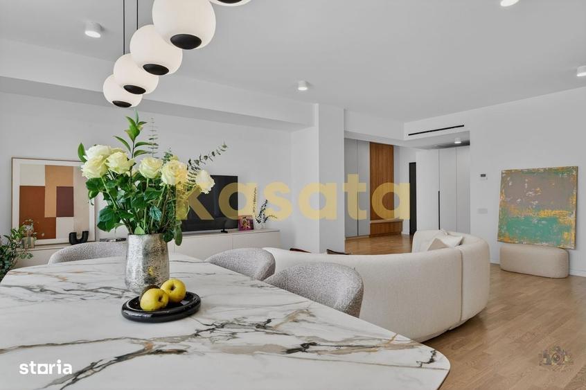 Apartament cu 4 camere în Central