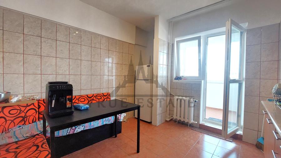 Apartament cu 2 camere decomandat în Moșilor