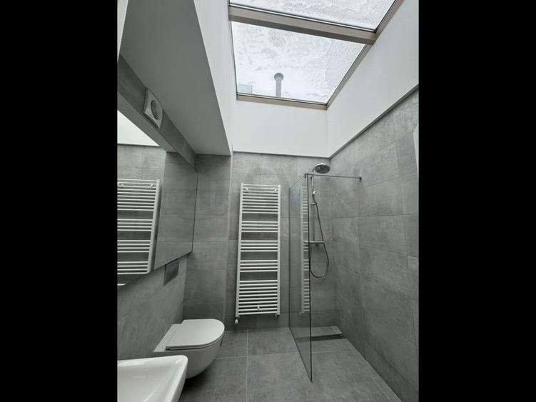 Apartament cu 2 camere semidecomandat în Dămăroaia