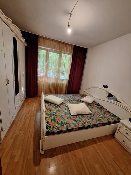Apartament cu 2 camere decomandat în Titan