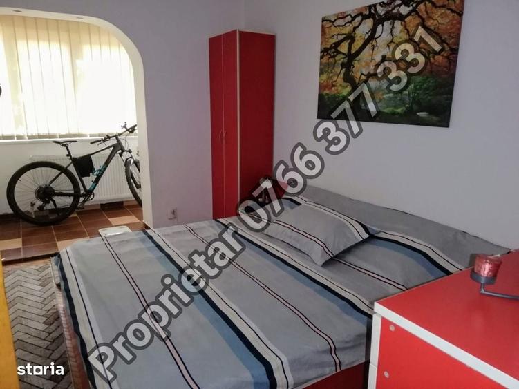 Apartament cu 3 camere semidecomandat în Titan
