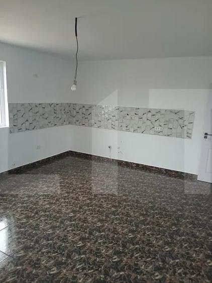Casă individuală cu 5 camere cu Teren 583 Mp în Balș