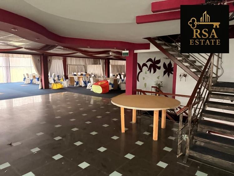 Spațiu comercial, de 2,405 mp, în Cartierul Nord