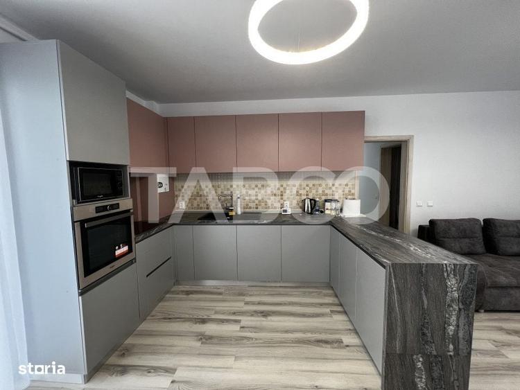 Apartament cu 4 camere decomandat în Turnișor