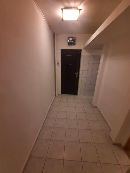 Apartament cu 2 camere decomandat în Zimbru
