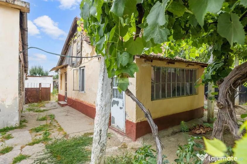 Casă cu 3 camere cu Teren 1480 Mp în Gai