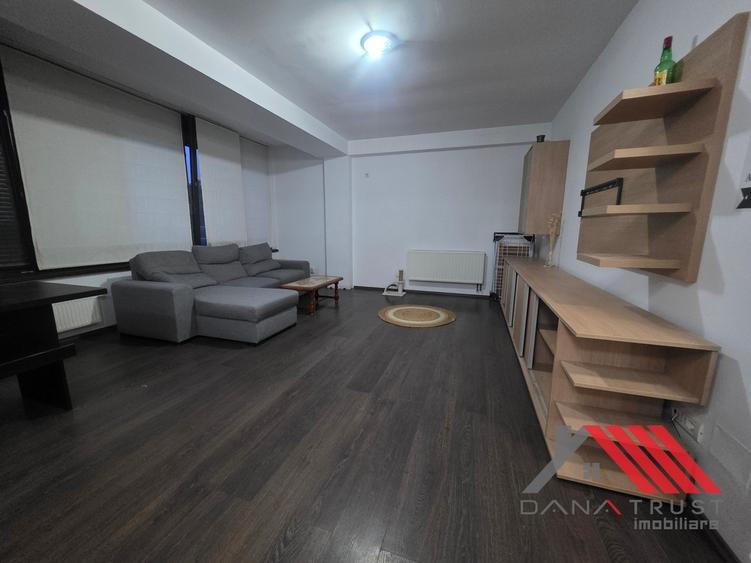 Apartament cu 2 camere semidecomandat, mobilat în Girocului