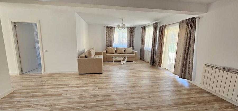 Casă cu 4 camere cu Teren 340 Mp în Tineretului