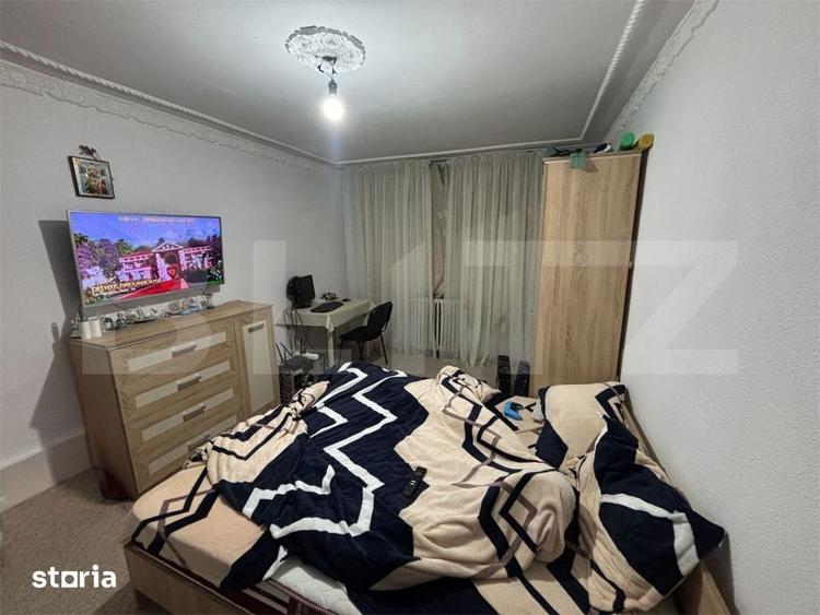 Apartament cu 3 camere decomandat în 9 Mai