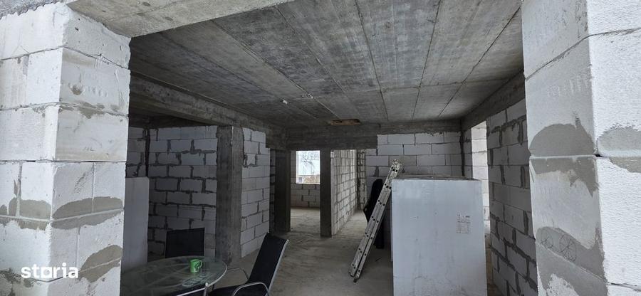 Teren de 2200 mp, în Sântana de Mureș