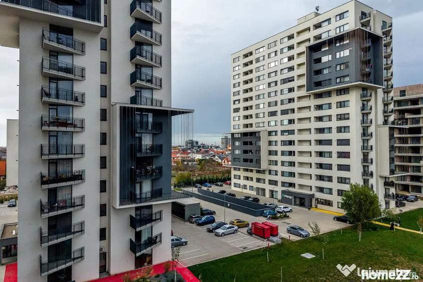 Apartament cu 3 camere semidecomandat în Central