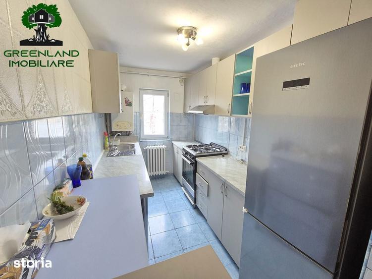 Apartament cu 3 camere în Copou