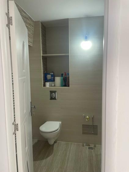 Apartament cu 3 camere decomandat în Cetate