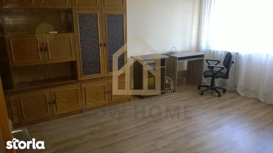 Apartament cu 2 camere decomandat în Tei