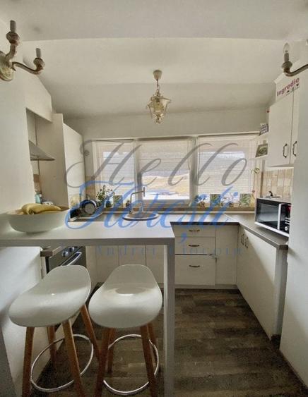 Apartament superb pe 2 nivele, zona Florilor - 1