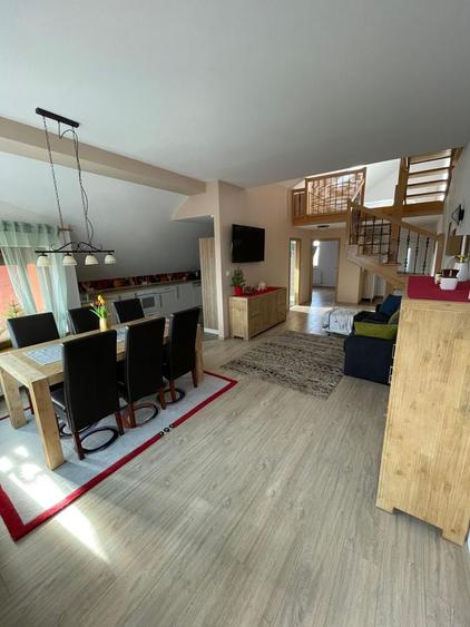 Apartament cu 3 camere, mobilat în Moșnița Nouă