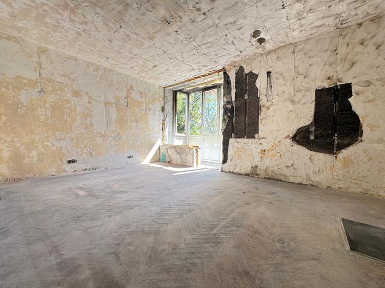 Apartament cu 2 camere decomandat în Primăverii