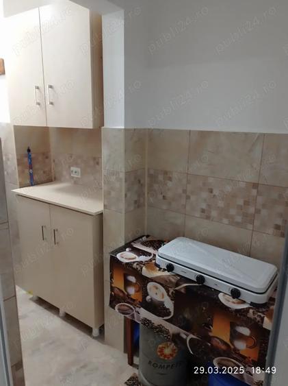 Garsonieră decomandată în Micro 19
