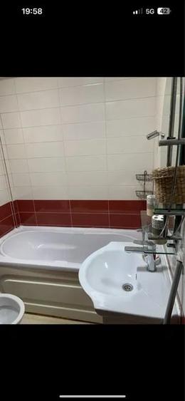 Apartament cu 2 camere semidecomandat în Apărătorii Patriei