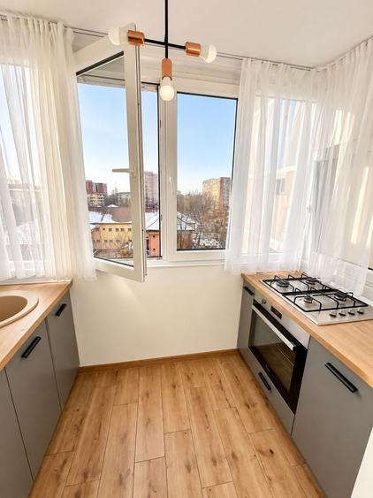 Apartament cu 3 camere decomandat în Dacia