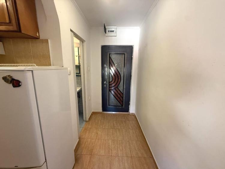 Garsonieră decomandată, mobilată în Ampoi 1