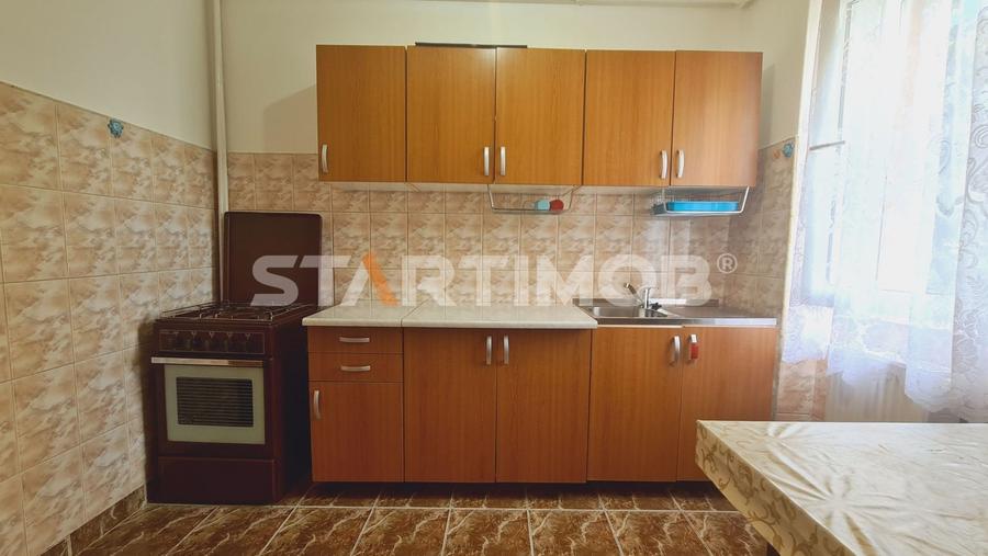 Apartament cu 2 camere semidecomandat, mobilat în Astra