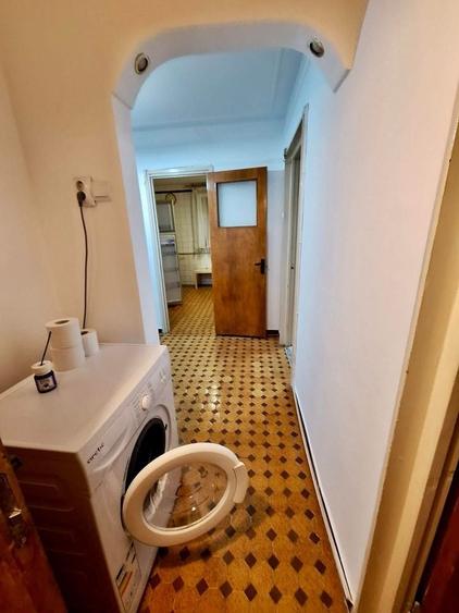 Inchiriere apartament cu 3 camere sector 4 - 13
